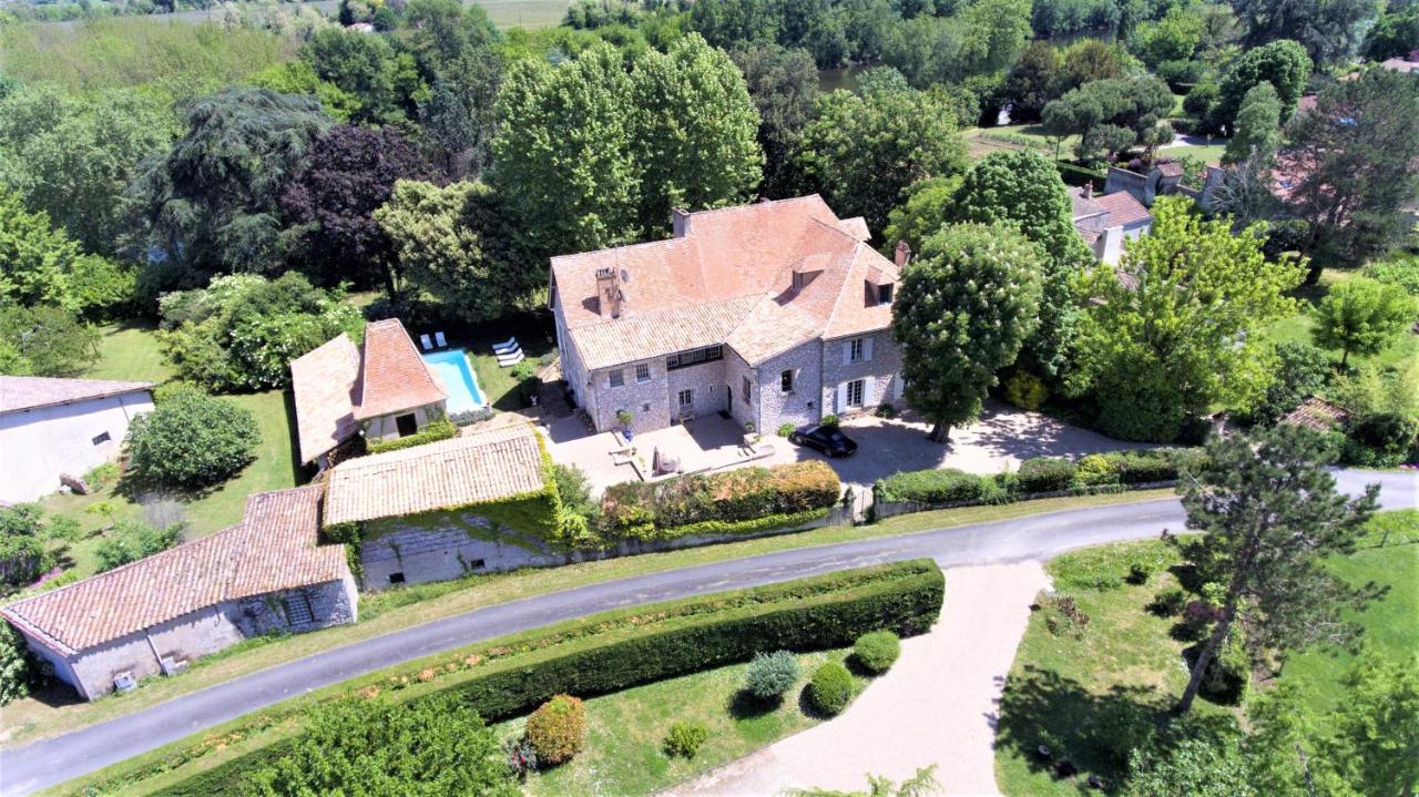مبيت وإفطار Le Fleix Manoir Du Bois Mignon المظهر الخارجي الصورة